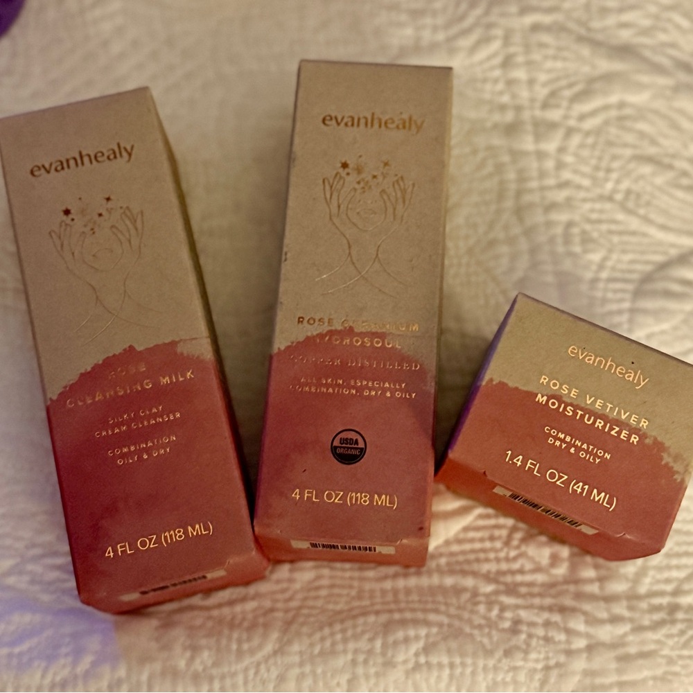 🌹Evanhealy Rose Bundle !🌹
